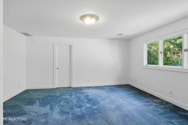 $1,500,000 | 721 Hampton Roads Drive, Knoxville, TN 37934
