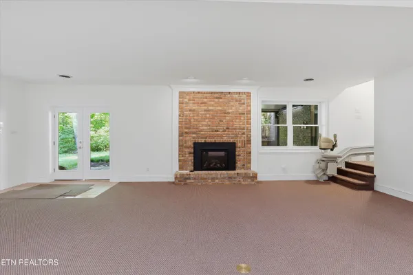 $1,500,000 | 721 Hampton Roads Drive, Knoxville, TN 37934