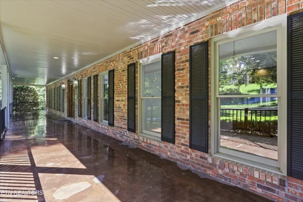 $1,500,000 | 721 Hampton Roads Drive, Knoxville, TN 37934