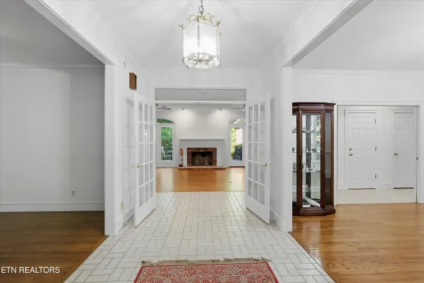 $1,500,000 | 721 Hampton Roads Drive, Knoxville, TN 37934
