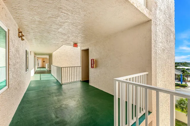 $699,000 | 1505 North Hwy A1A, Unit 501, Indialantic, FL 32903