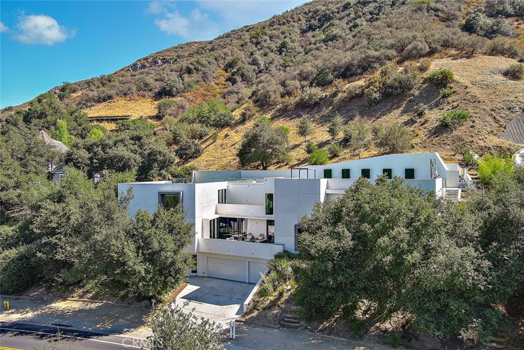 158 Bell Cyn Road Bell Canyon, CA 91307 - Photo 3 of 75