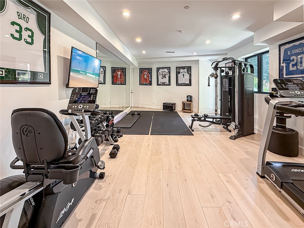 158 Bell Cyn Road Bell Canyon, CA 91307 - Photo 45 of 53 a view of a room with gym equipment