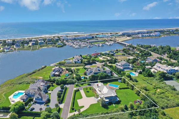 $175,000 | Undisclosed Address, Westhampton Beach, NY 11978