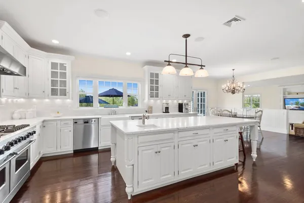 $175,000 | Undisclosed Address, Westhampton Beach, NY 11978