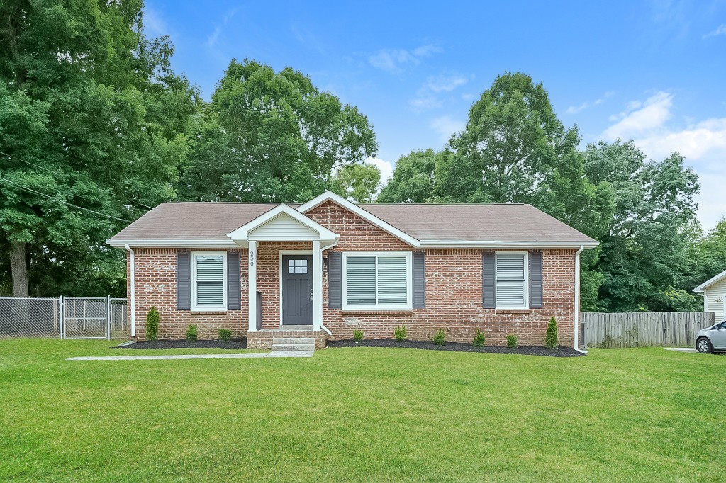 250 Quail Ridge Road Clarksville, TN 37042 - Photo 2 of 20 Gallery Image 2
