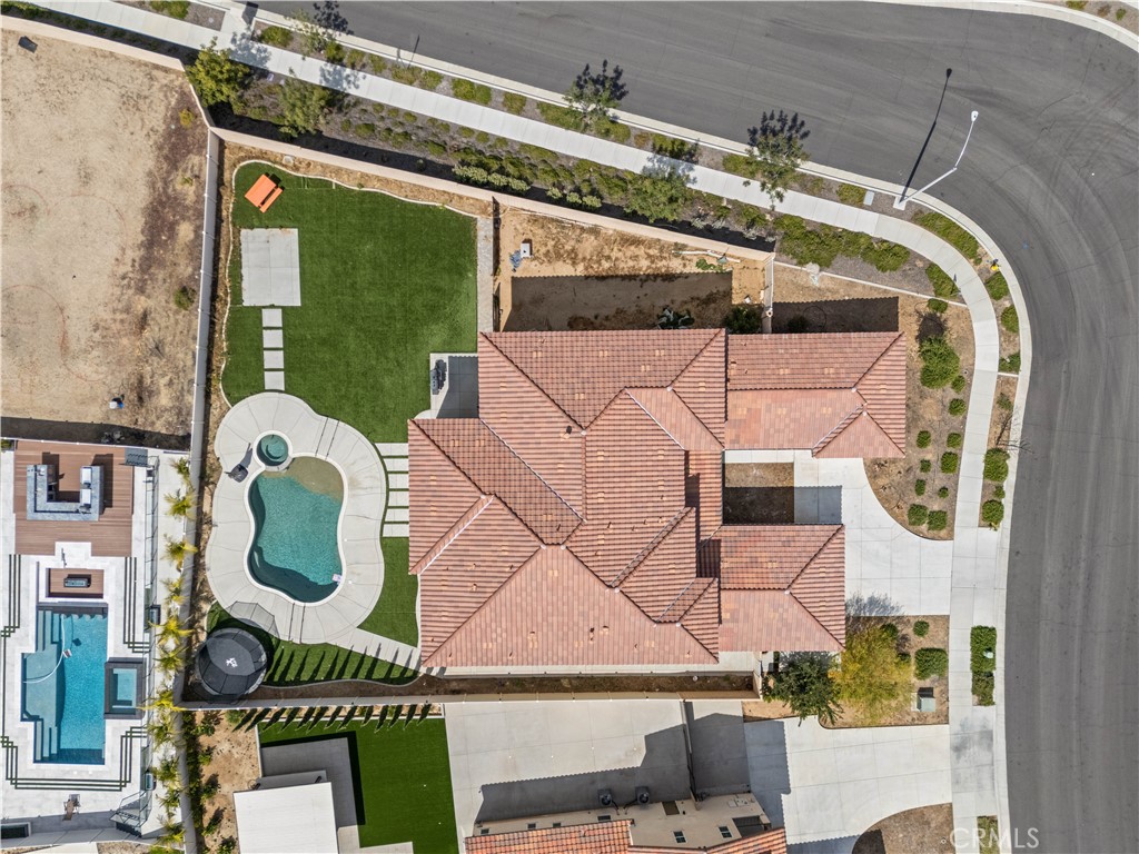 17151 Cambria Court Riverside, CA 92503 - Photo 3 of 36