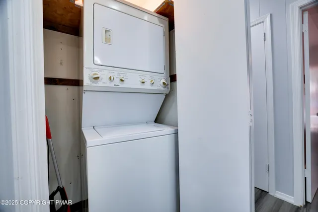 $260,000 | 2834 Fairhaven Drive, Tobyhanna, PA 18466