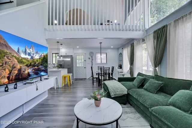 $260,000 | 2834 Fairhaven Drive, Tobyhanna, PA 18466