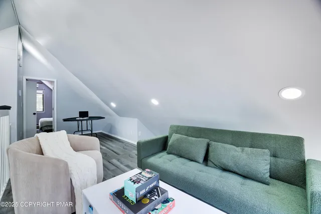 $260,000 | 2834 Fairhaven Drive, Tobyhanna, PA 18466