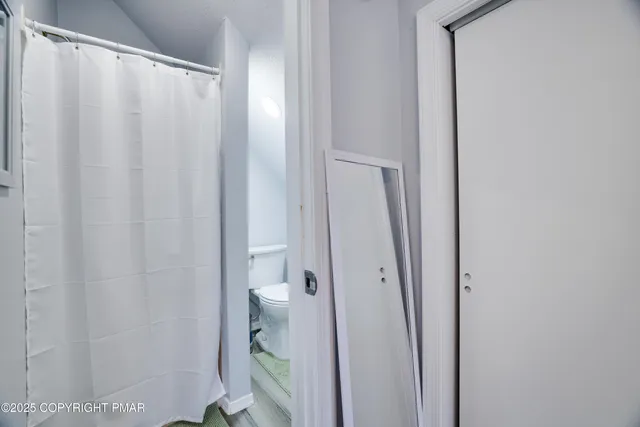 $260,000 | 2834 Fairhaven Drive, Tobyhanna, PA 18466