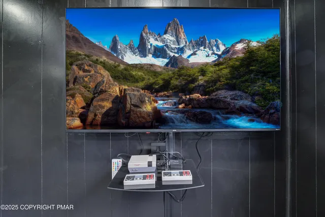 $260,000 | 2834 Fairhaven Drive, Tobyhanna, PA 18466