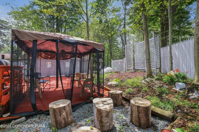 $260,000 | 2834 Fairhaven Drive, Tobyhanna, PA 18466