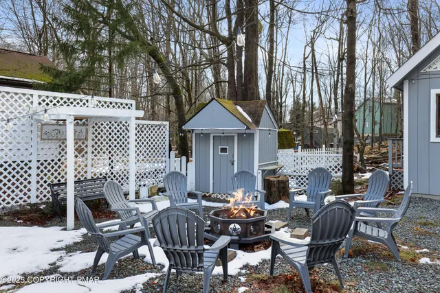 $260,000 | 2834 Fairhaven Drive, Tobyhanna, PA 18466