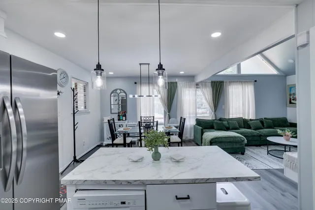 $260,000 | 2834 Fairhaven Drive, Tobyhanna, PA 18466