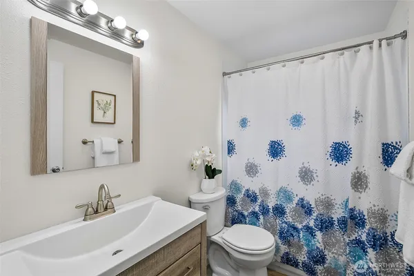 $322,900 | 8526 8th Avenue West, Unit A, Everett, WA 98204