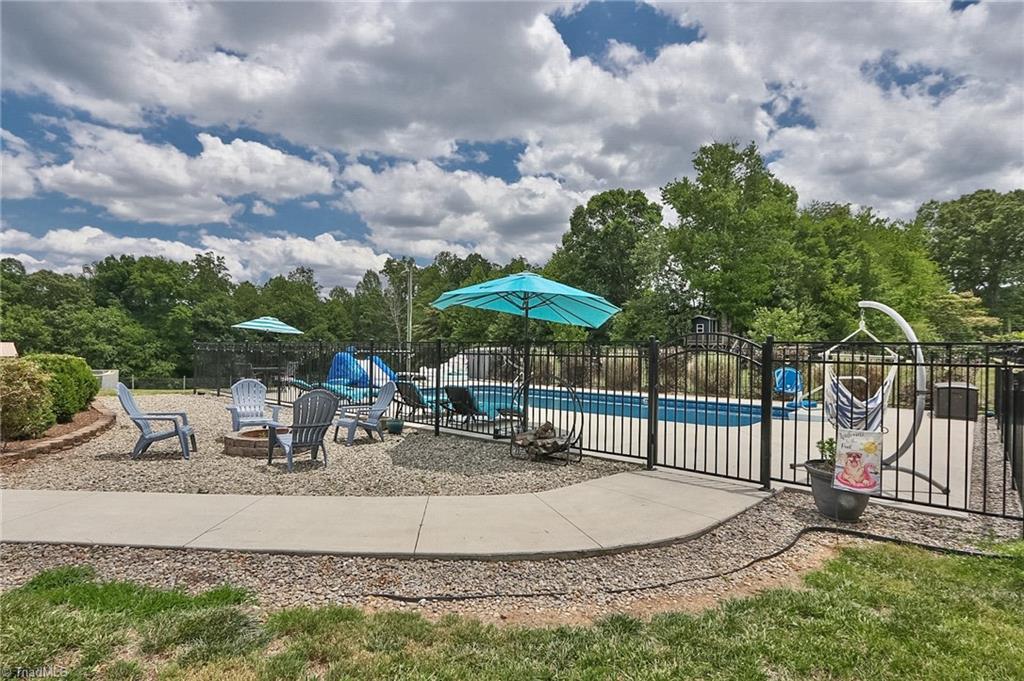 2726 Cedar Forest Road Ronda, NC 28670 - Photo 10 of 50