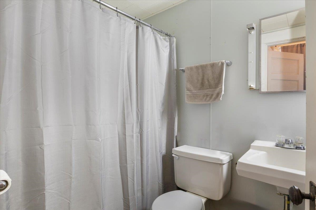 6 Dawson Street Milton, NH 03851 - Photo 21 of 42