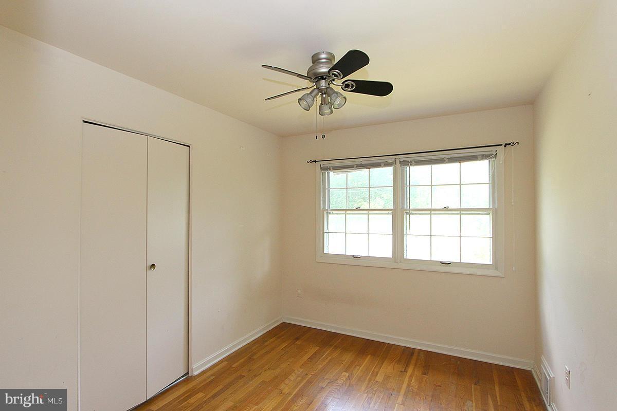 12601 Barbara Road Silver Spring, MD 20906 - Photo 23 of 30 Bedroom