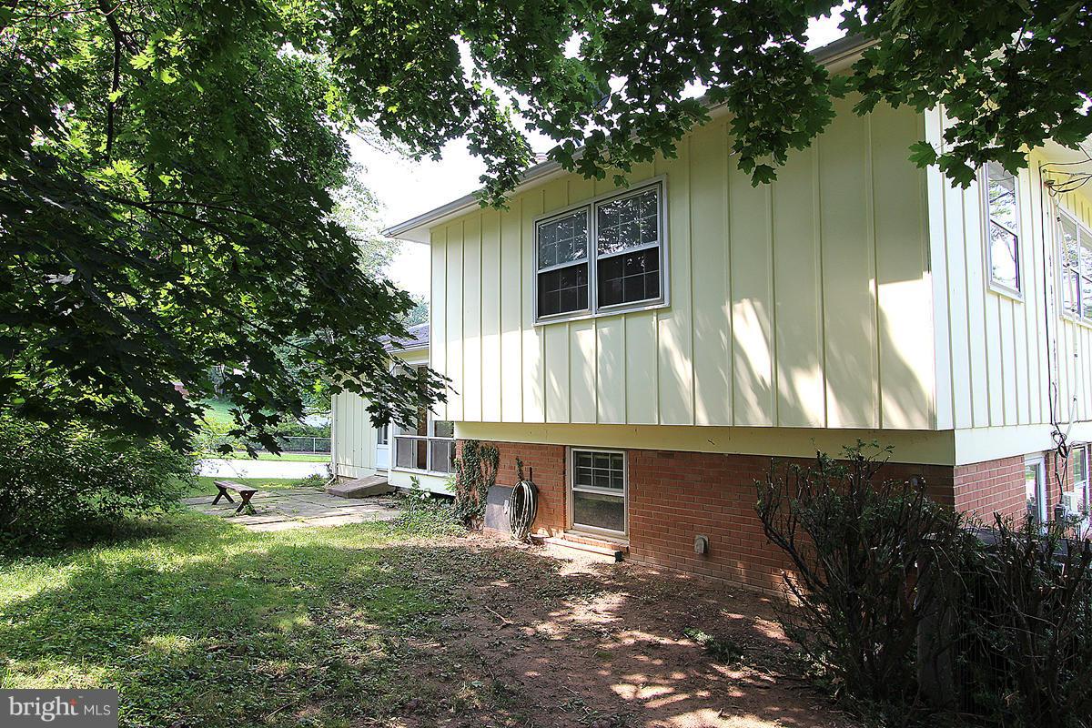 12601 Barbara Road Silver Spring, MD 20906 - Photo 29 of 30 Exterior (Rear)