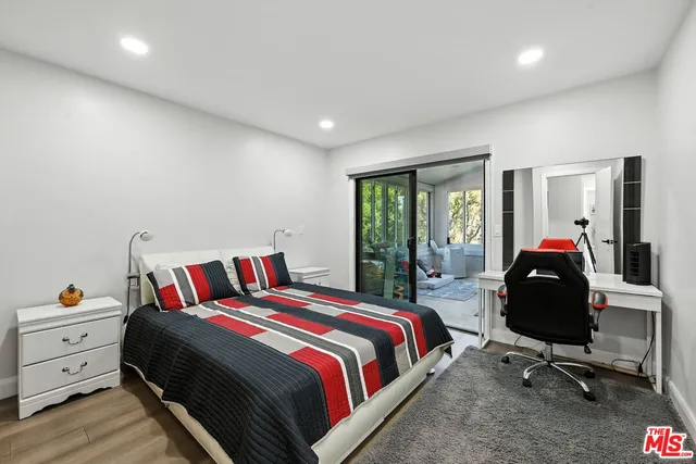 $2,995,000 | 18912 Pasadero Drive, Tarzana, CA 91356