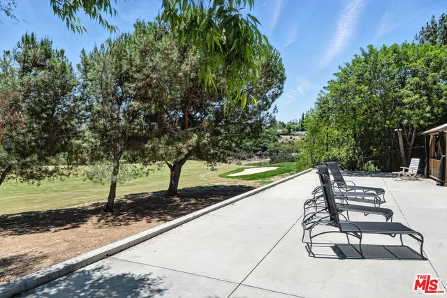 $2,995,000 | 18912 Pasadero Drive, Tarzana, CA 91356