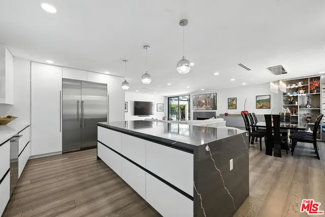 $2,995,000 | 18912 Pasadero Drive, Tarzana, CA 91356