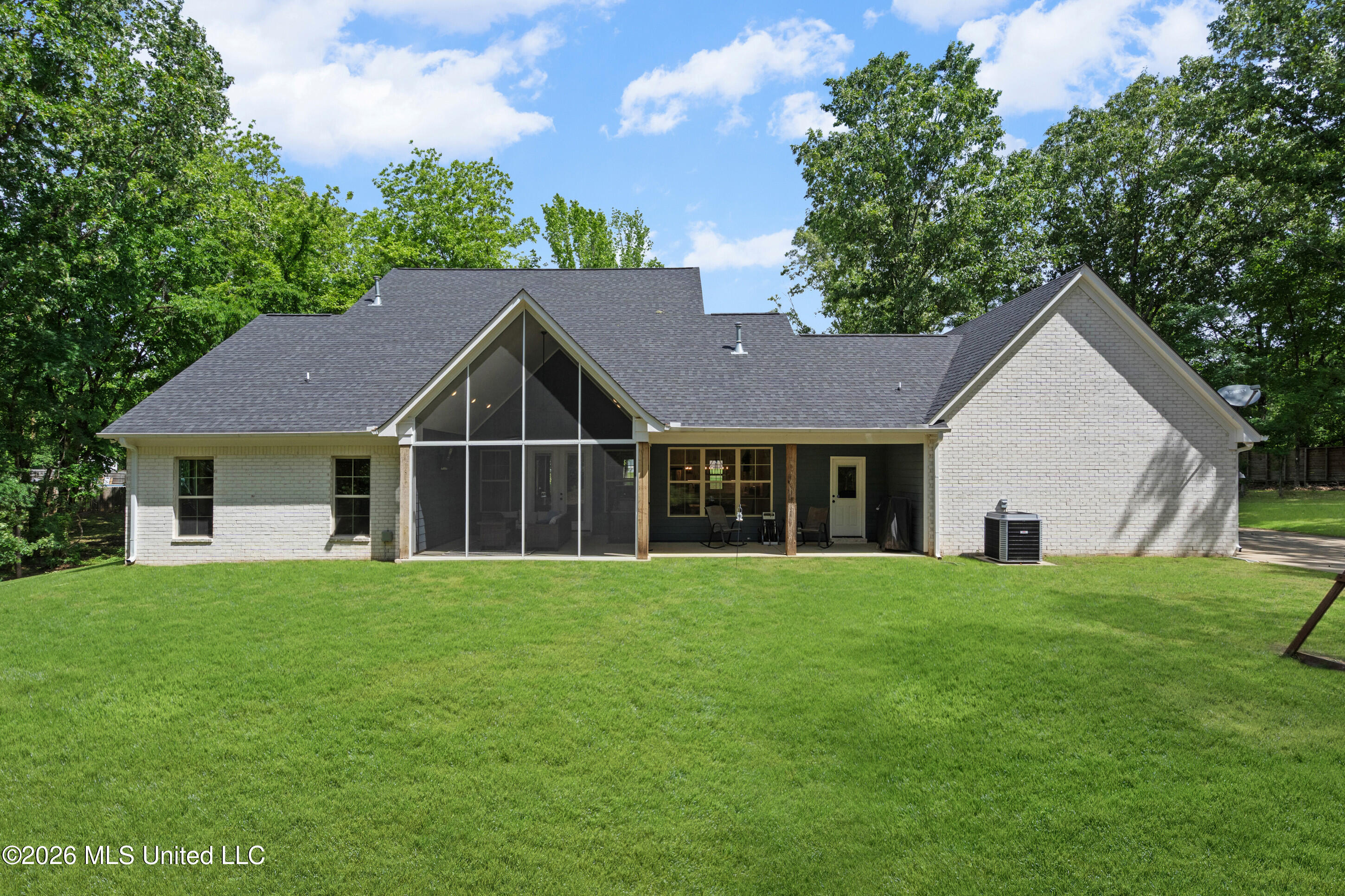4411 Hunter Cove Hernando, MS 38632 - Photo 27 of 34 Backyard