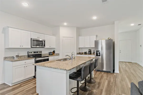 $2,300 | 21568 Rolling Streams Drive, New Caney, TX 77357