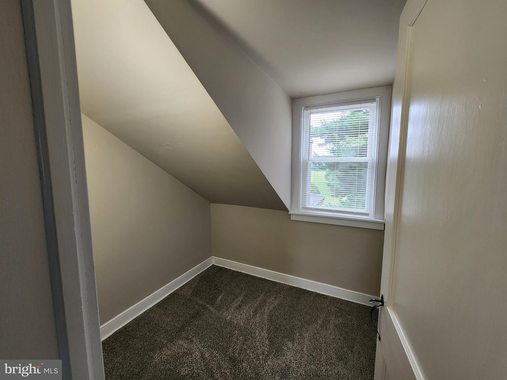 1173 Newport Road Manheim, PA 17545 - Photo 37 of 44 Gallery Image 37