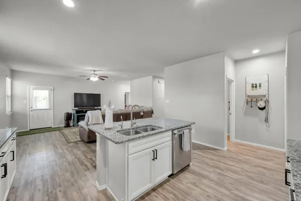 $2,200 | 2315 Strong Horse Drive, Conroe, TX 77301