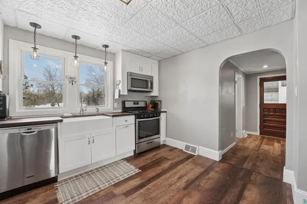 $399,000 | 10671 East County Rd B, Lake Nebagamon, WI 54849