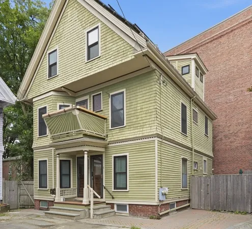 $1,850,000 | 5-6 Porter Circle, Cambridge, MA 02140