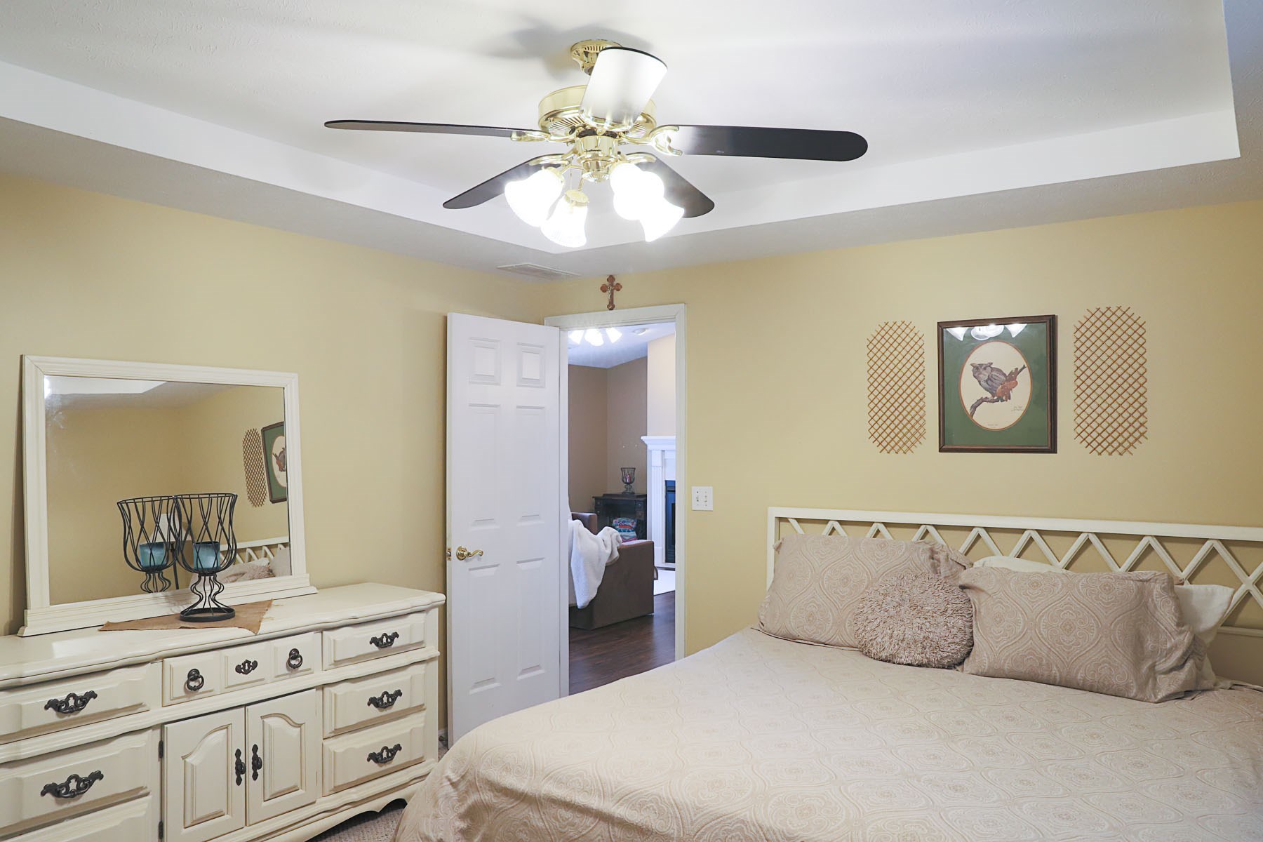 391 Ridgewood Lane Jasper, IN 47546 - Photo 11 of 30 Gallery Image 11
