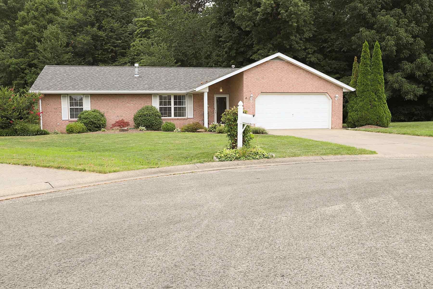 391 Ridgewood Lane Jasper, IN 47546 - Photo 29 of 30 Gallery Image 29