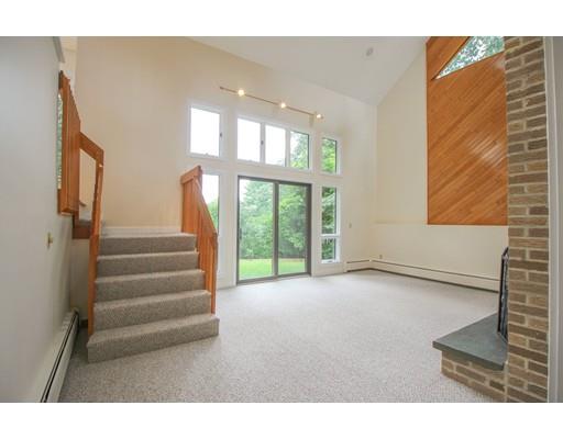 43 Reynolds Road Wakefield, MA 01880 - Photo 13 of 27 Gallery Image 13