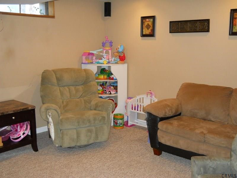 311 Gifford Road Schenectady, NY 12304 - Photo 15 of 25 Photo 15
