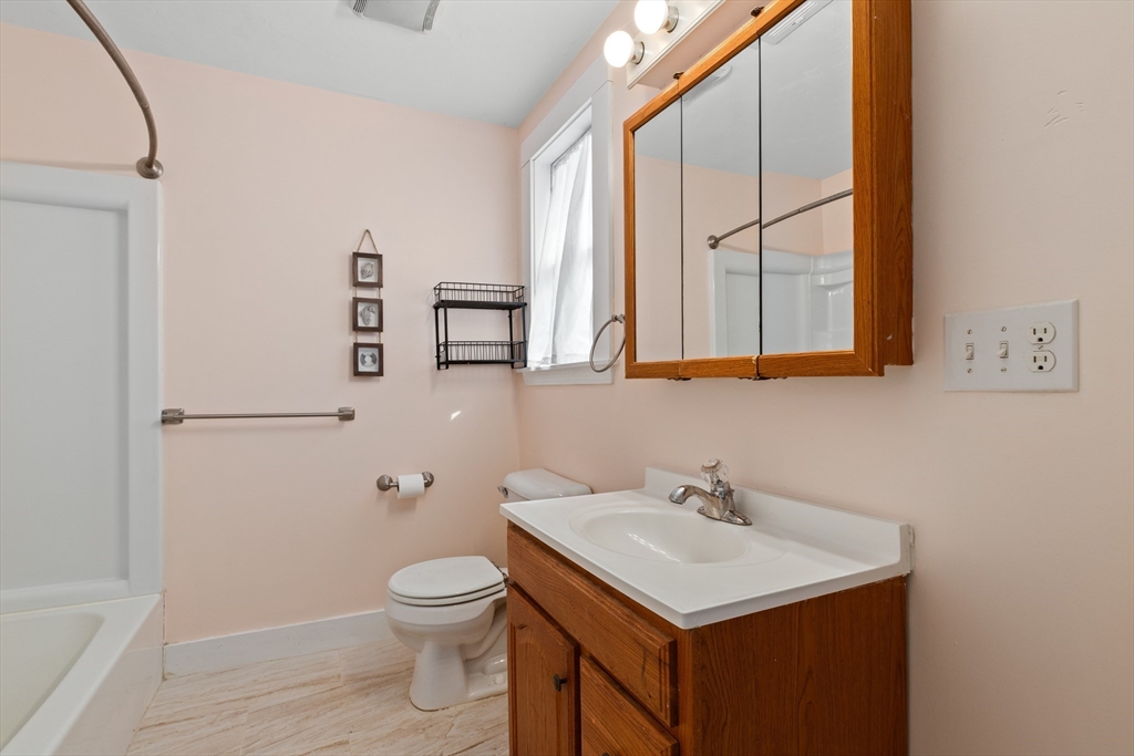 20 Elm Street Milford, MA 01757 - Photo 15 of 33