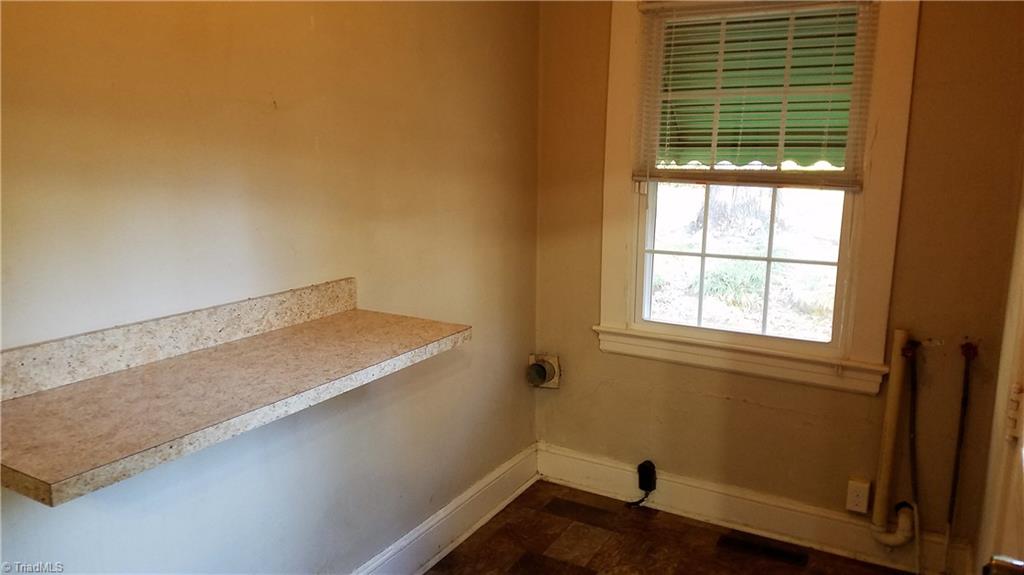 911 Center Church Road Eden, NC 27288 - Photo 11 of 21 Gallery Image 11