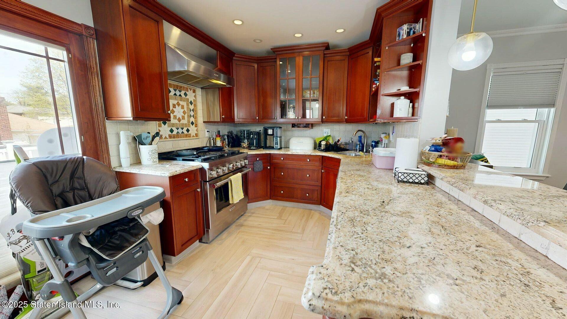 53 Raritan Avenue Staten Island, NY 10304 - Photo 13 of 48 tempImagenyofAb