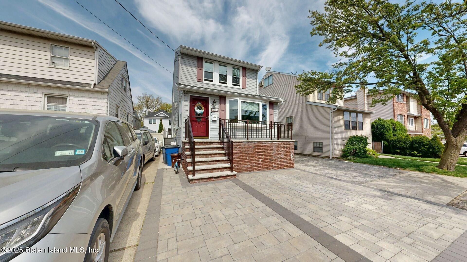 53 Raritan Avenue Staten Island, NY 10304 - Photo 3 of 48 tempImagerq37UC