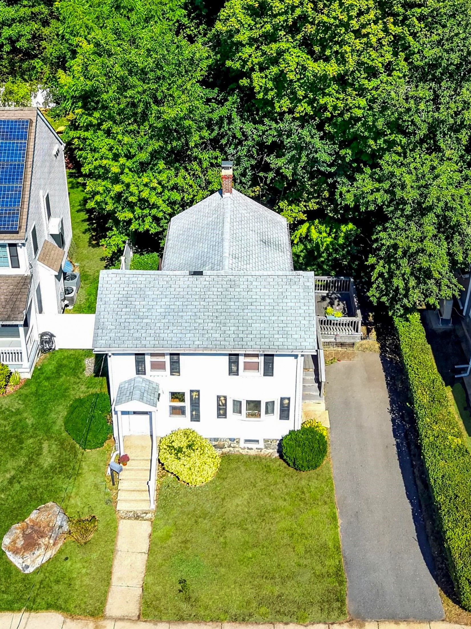 79 Maple Street Melrose, MA 02176 - Photo 3 of 31 Gallery Image 3