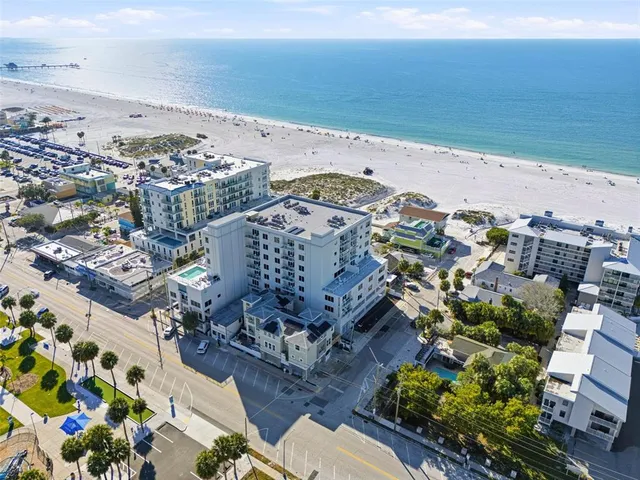 $979,900 | 24 Avalon Street, Unit 802, Clearwater, FL 33767