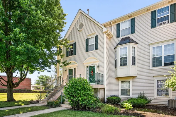 $250,000 | 1924 Grandview Place, Montgomery, IL 60538