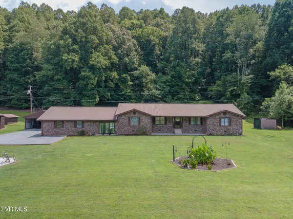 $495,000 | 1528 Irondale Road, Big Stone Gap, VA 24219