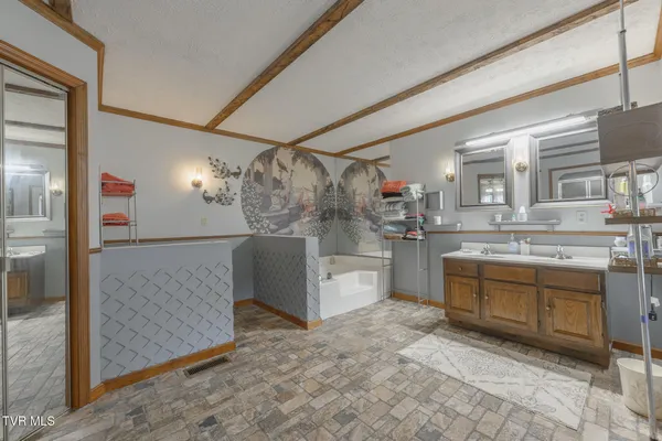 $495,000 | 1528 Irondale Road, Big Stone Gap, VA 24219