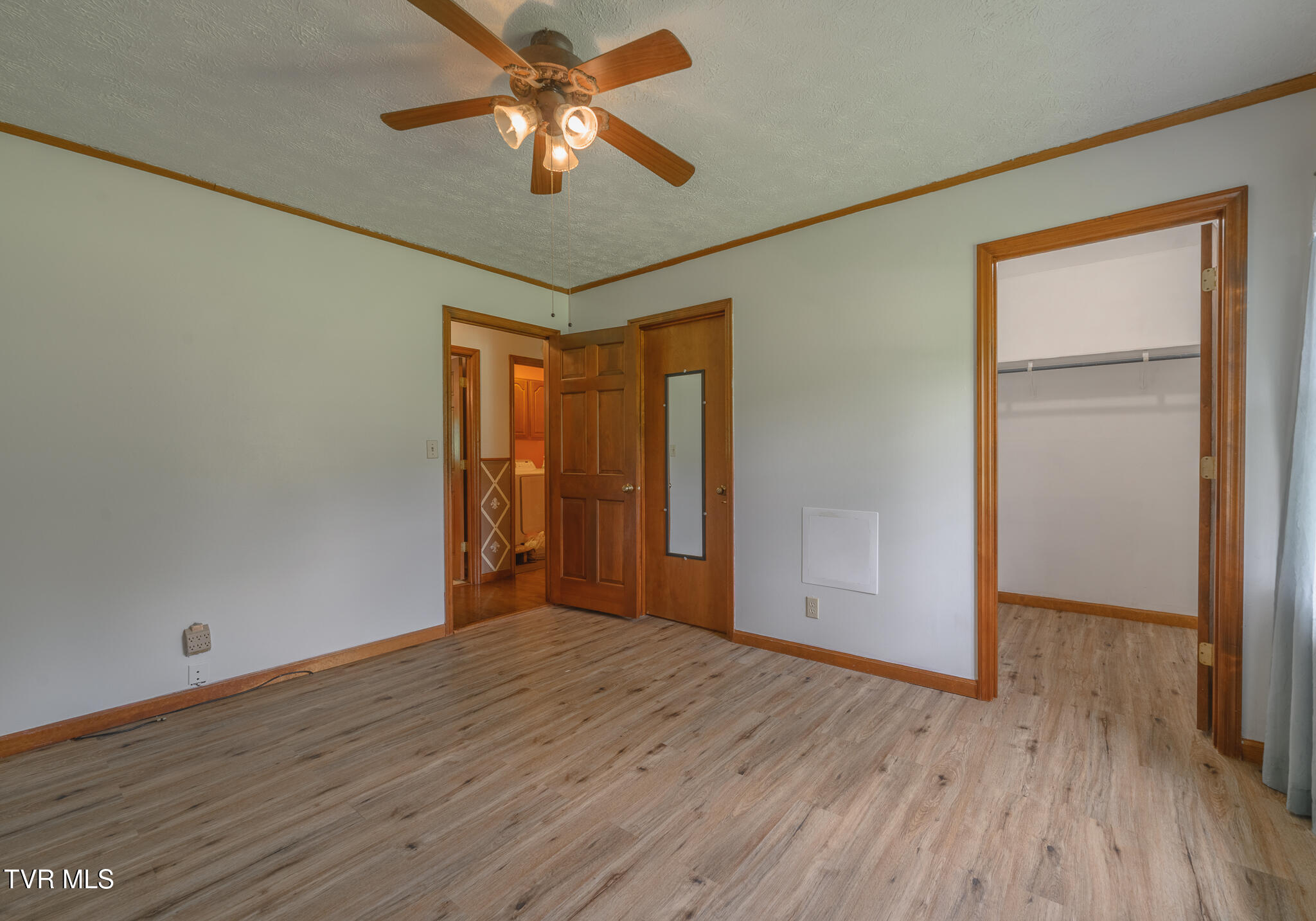 1528 Irondale Road Big Stone Gap, VA 24219 - Photo 15 of 36 GBP Z7ii-0129-HDR