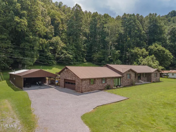 $495,000 | 1528 Irondale Road, Big Stone Gap, VA 24219