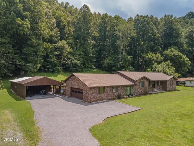 $495,000 | 1528 Irondale Road, Big Stone Gap, VA 24219