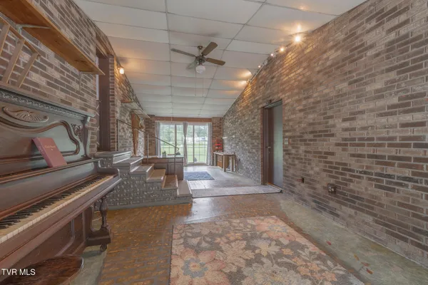 $495,000 | 1528 Irondale Road, Big Stone Gap, VA 24219